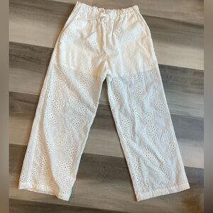Girls size 6-7 Zara Cream Eyelet Detail Pants